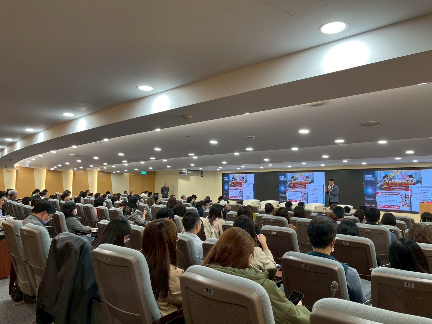 活動當天現場兩廳幾乎滿席，學員的熱情參與和回饋是領導力企管每年舉辦研討會的動力。